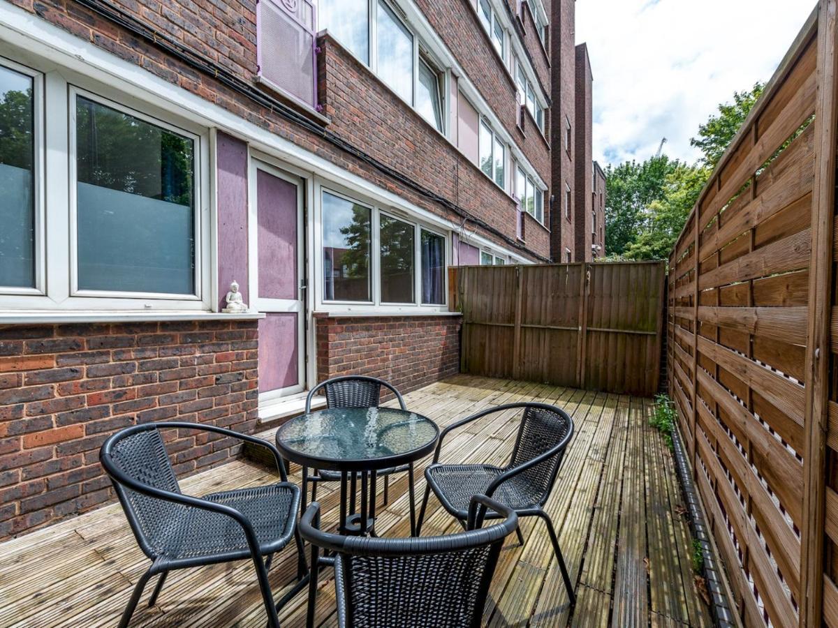 Sootheus - Cosy Surrey Quays Apartment London Luaran gambar