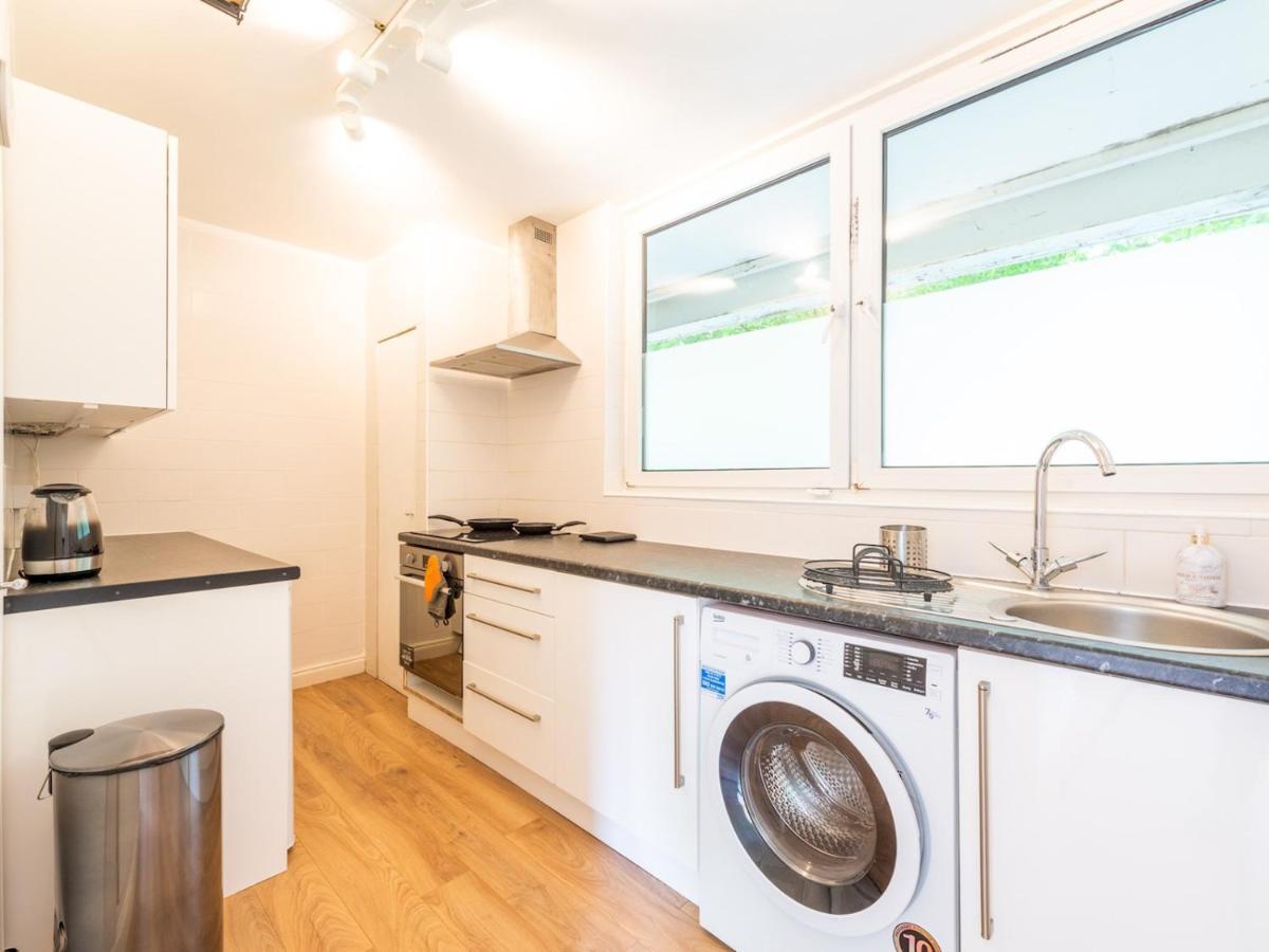 Sootheus - Cosy Surrey Quays Apartment London Luaran gambar