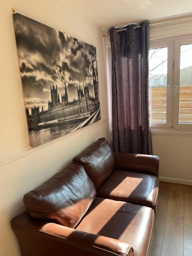 Sootheus - Cosy Surrey Quays Apartment London Luaran gambar